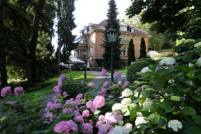 Гостиница Villa Hammerschmiede  Грётцинген